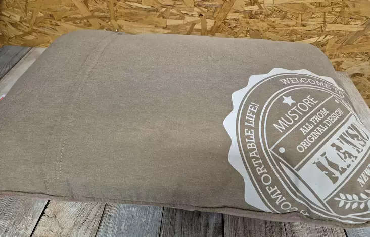 Katsu säng M - Hundsängar och filtar - 6430035778072 - 1